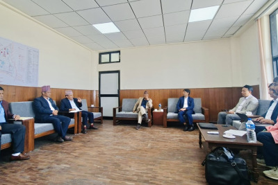 Meeting Held Between Mid-West University and Martyr Dasharath Chand University of Health Science